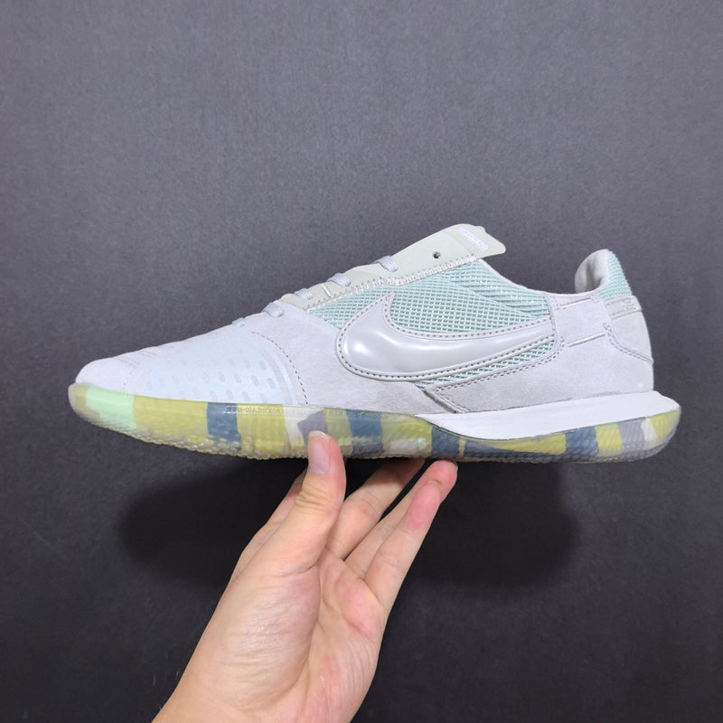 Chuteira Nike Street Gato Futsal IC