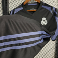 Camisa Retrô do Real Madrid 2016/2017