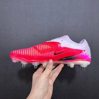 Chuteira Nike Phantom United Trava Mista