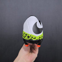 Chuteira Nike Hypervenom Phelon 2 FG