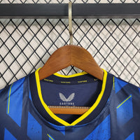 Conjunto Infantil Oficial do Newcastle 23/24 - Kids