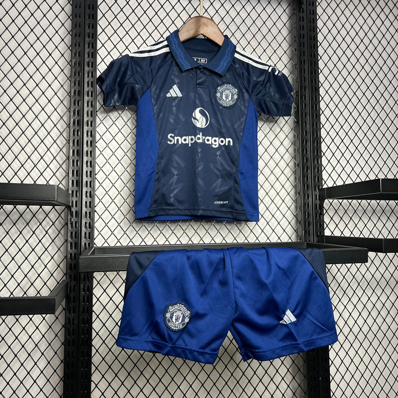 Conjunto Infantil Oficial do Manchester United 24/25 - Kids