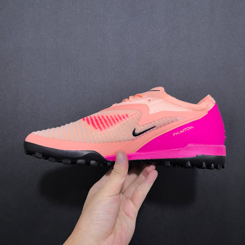 Chuteira Nike Phantom React GX II Pro Society