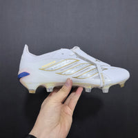 Chuteira Adidas Predator Elite FG