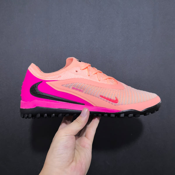 Chuteira Nike Phantom React GX II Pro Society