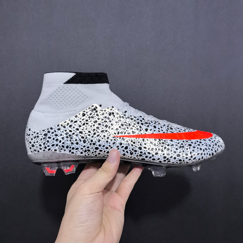 Chuteira Nike Mercurial Superfly 4 Elite Campo