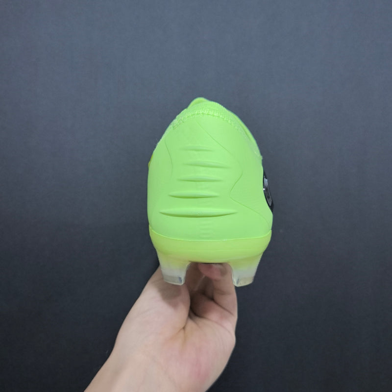 Chuteira Nike Phantom 6 Low Elite