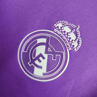 Camisa Retrô do Real Madrid 2016/2017