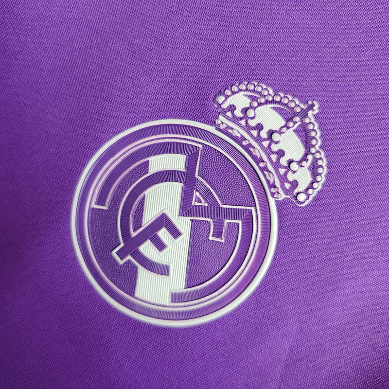 Camisa Retrô do Real Madrid 2016/2017