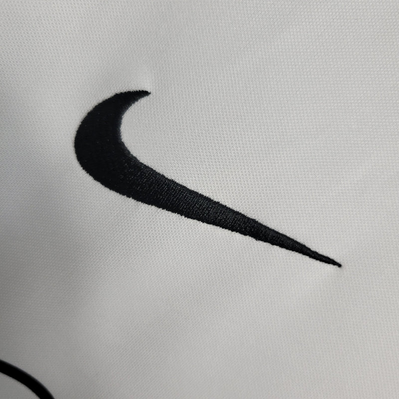 Camisa Oficial do Frankfurt 23/24 - Edição Especial