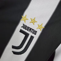 Camisa Retrô da Juventus 2017/2018