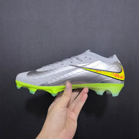 CHUTEIRA NIKE MERCURIAL HYPERVENOM LIQUID DIAMOND NJR