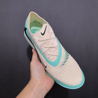 Chuteira Society Nike Phantom GX Elite TF