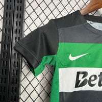 Conjunto Infantil Oficial do Sporting 24/25 - Kids