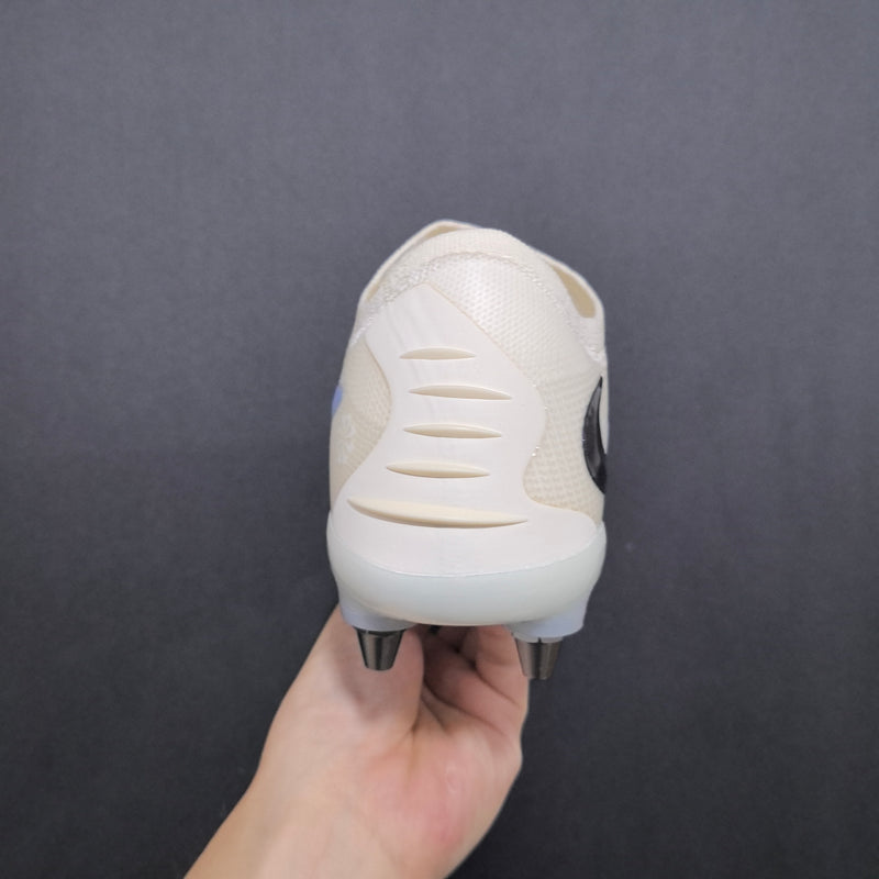 Chuteira Nike Phantom 6 GX Elite de campo