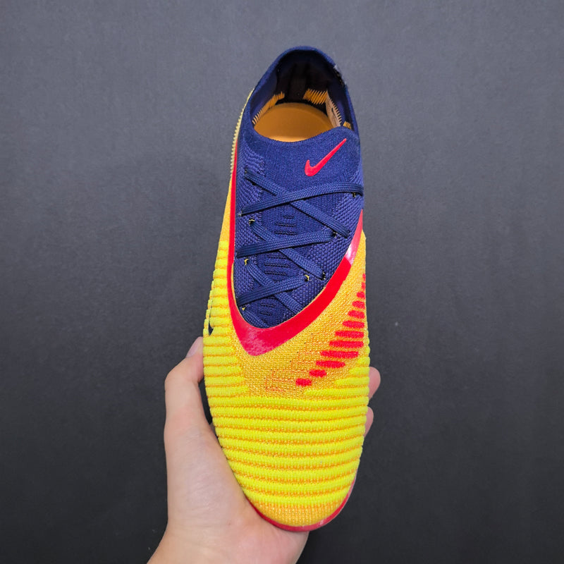 Chuteira Campo NIKE Phantom 6 Elite FG