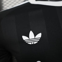 Camisa Oficial do Liverpool 25/26 Versão Jogador - Goleiro