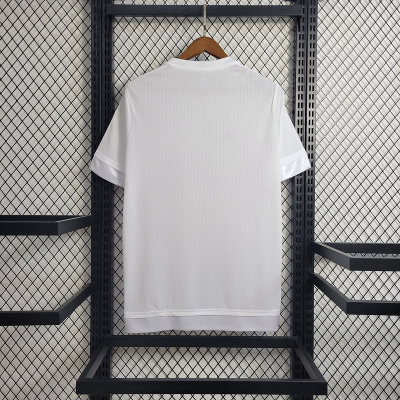 Camisa Retrô do Real Madrid 2015/2016