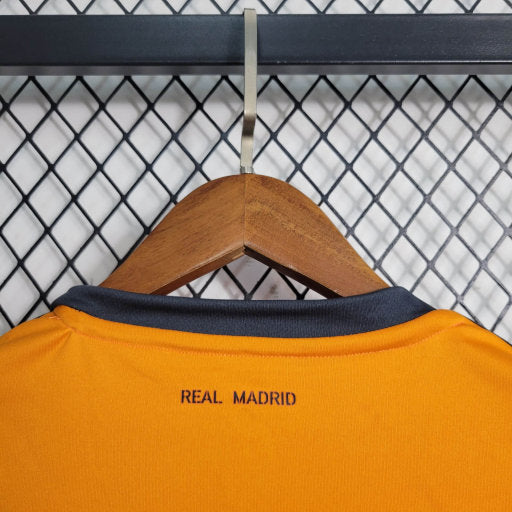 Camisa Retrô do Real Madrid 2013/2014