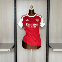 Camisa Feminina Oficial do Arsenal 25/26 - Baby Look