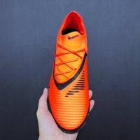 Chuteira Nike Phantom 6 Elite Society