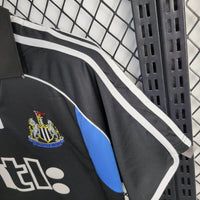 Camisa Retrô do Newcastle 2001/2002