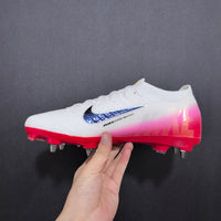 Chuteira Nike Air Zoom Mercurial Vapor 16 Elite SG "Fear Nothing" Trava Mista