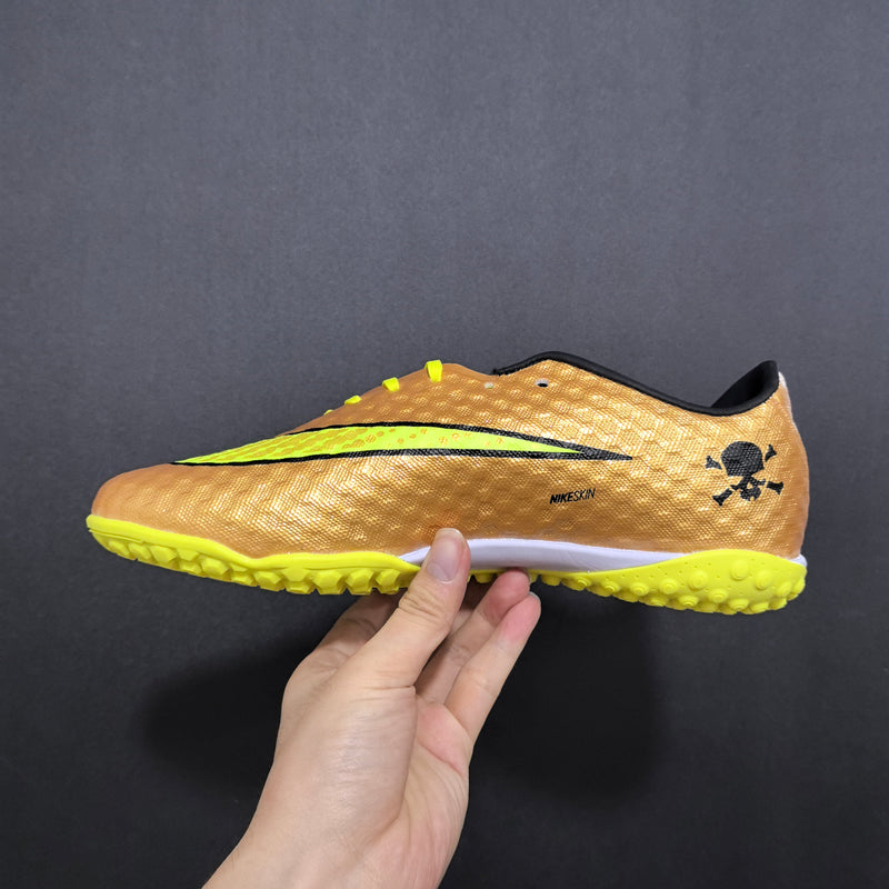 Chuteira Society Nike Hypervenom Phantom FG