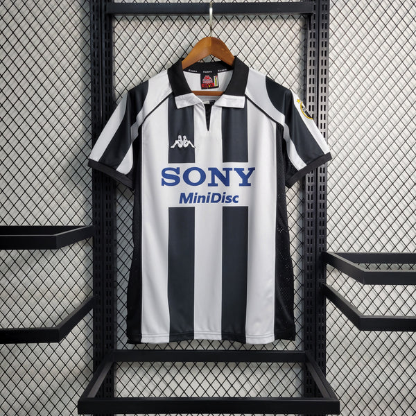 Camisa Retrô da Juventus 1997/1998