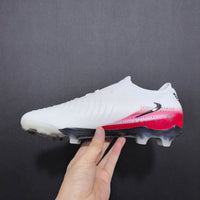 Chuteira Nike Phantom GX2 Elite Campo FG