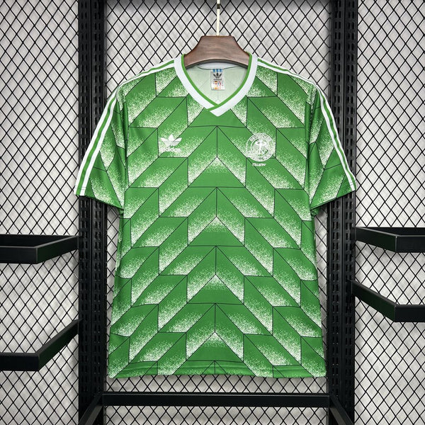 Camisa Retrô da Alemanha 1990
