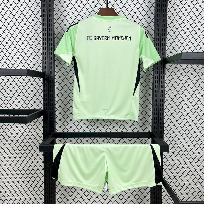 Conjunto Infantil Oficial do Bayern de Munique 25/26 - Goleiro