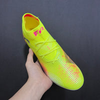 Chuteira Puma Future 8 MG ''Audacity''