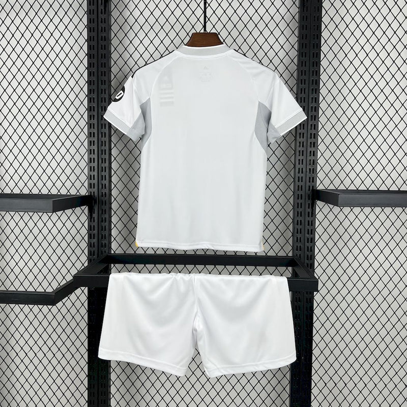 Conjunto Infantil Oficial do Real Madrid 25/26 - Kids