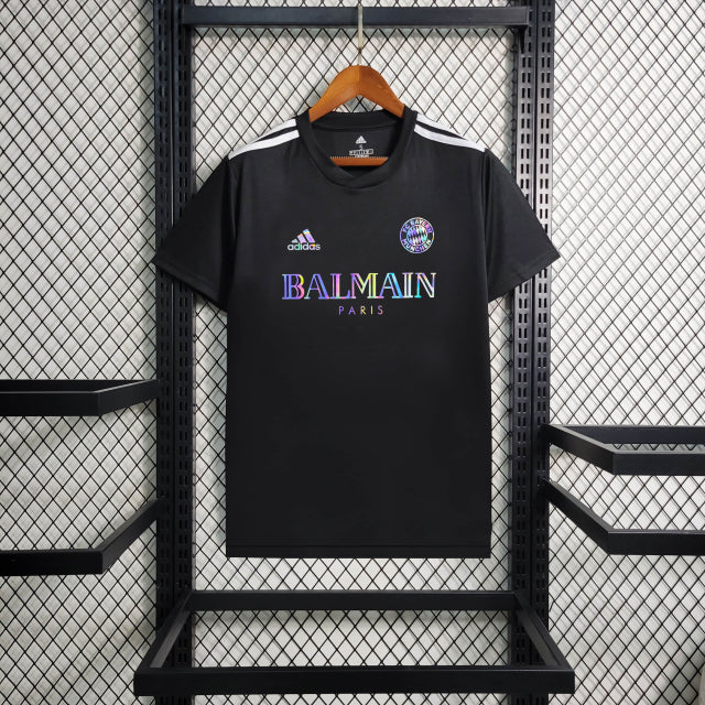 Camisa Oficial do Bayern de Munique 24/25 Refletiva - Edição Balmain