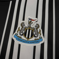 Camisa Oficial do Newcastle 26/27 - Torcedor