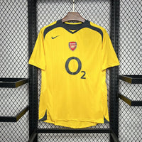 Camisa Retrô do Arsenal 2005/2006
