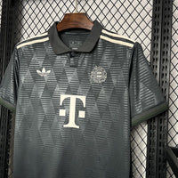 Camisa Oficial do Bayern de Munique 24/25 - Versão Torcedor