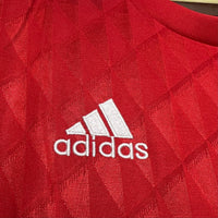 Camisa Retrô do Liverpool 2010