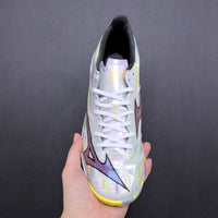 Chuteira Mizuno Alpha Society