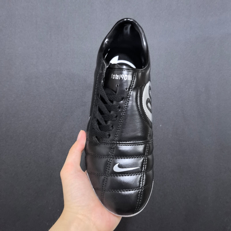 Chuteira Nike Total 90 Campo
