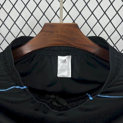 Short Oficial do Newcastle 25/26