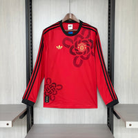 Camisa Oficial do Manchester United 26/27 Manga Longa - Pré Jogo