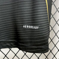 Camisa do Bayern de Munique 25/26 Versão Torcedor - Edição Especial