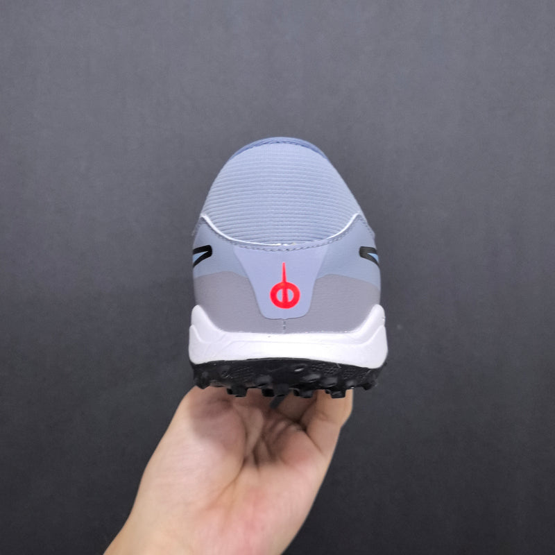 Chuteira Nike Tiempo 10 Society