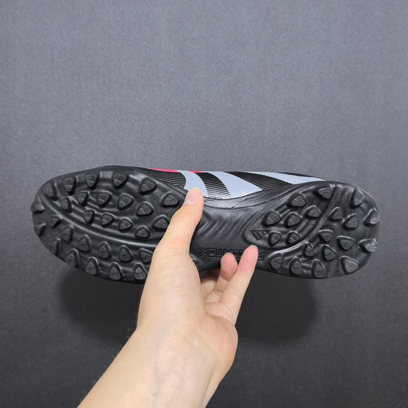 Chuteira Adidas Predator Tongue Elite 25 Society