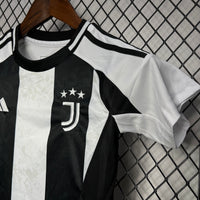 Conjunto Infantil Oficial da Juventus 24/25 - Kids