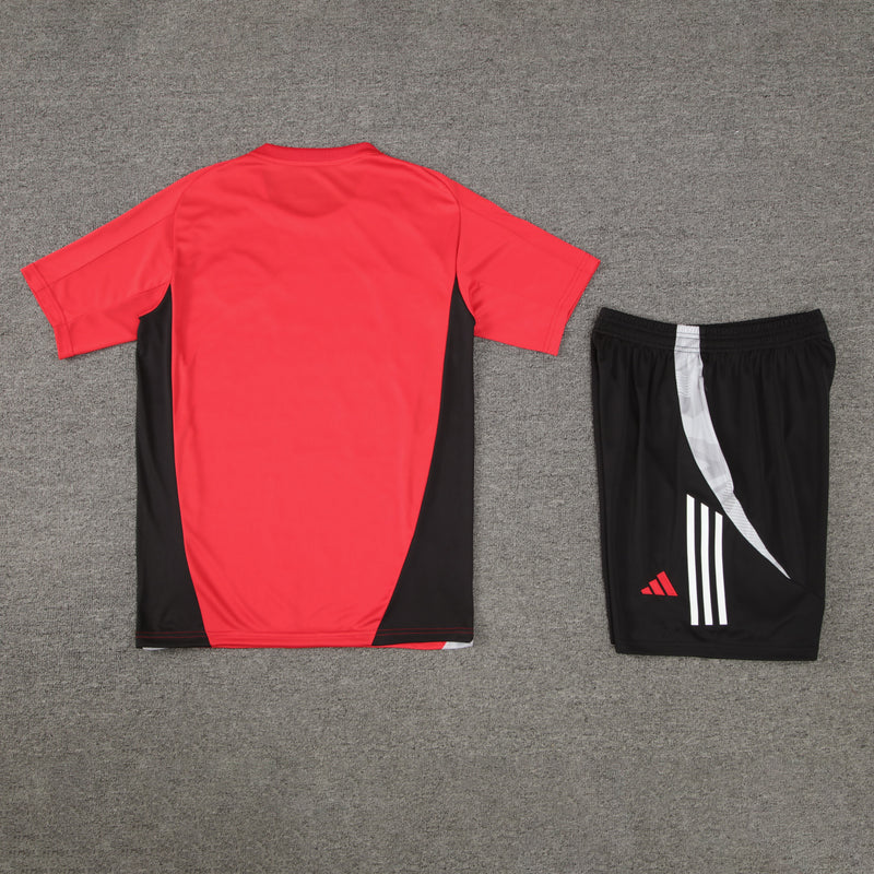 Kit Oficial do Manchester United 24/25 - Treino