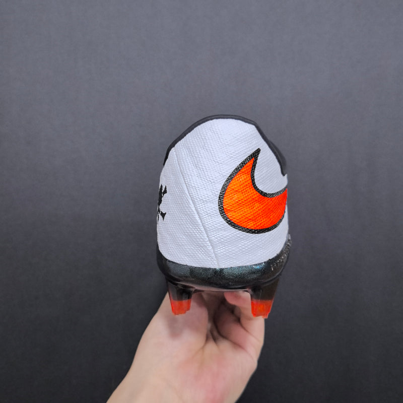 Chuteira Nike Hypervenom Phantom FG