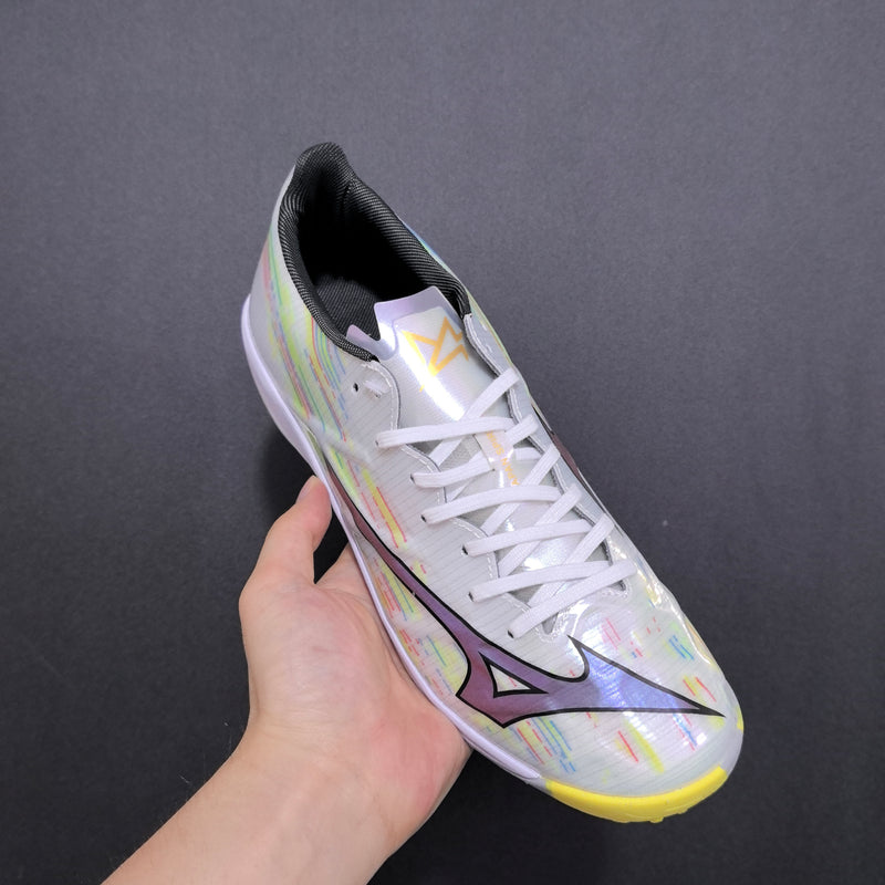 Chuteira Mizuno Alpha Society
